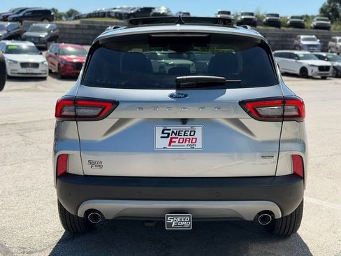 Used 2023 Ford Escape SE w/ PHEV Premium Package FWD image 6