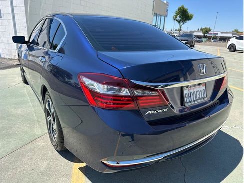 Used 2016 Honda Accord LX image 9