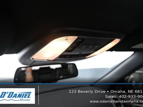 Used 2015 Jeep Grand Cherokee Limited w/ Trailer Tow Group IV AWD/4WD image 32