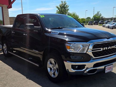 Used 2024 RAM 1500 Big Horn AWD/4WD image 3