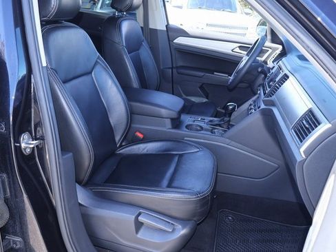 Used 2018 Volkswagen Atlas S image 19