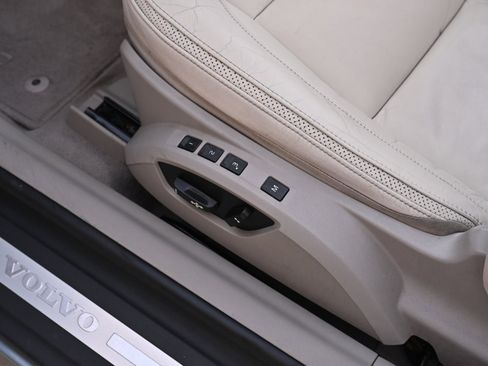Used 2008 Volvo C70 T5 image 24