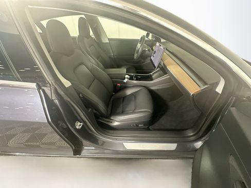 Used 2018 Tesla Model 3 Long Range AWD/4WD image 28