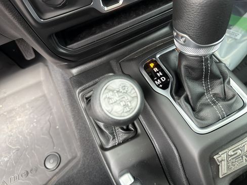 New 2026 Jeep Gladiator Sport AWD/4WD image 26