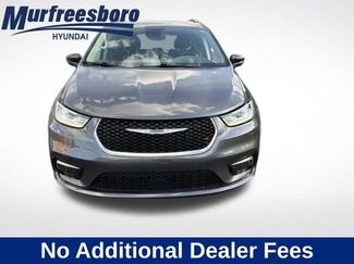 Used 2021 Chrysler Pacifica Touring w/ Cold Weather Group FWD video 1
