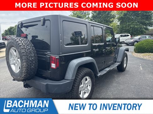 Used 2014 Jeep Wrangler Unlimited Sport w/ Quick Order Package 24S AWD/4WD image 3