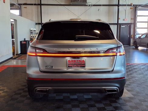 Used 2022 Lincoln Nautilus Reserve AWD/4WD image 5