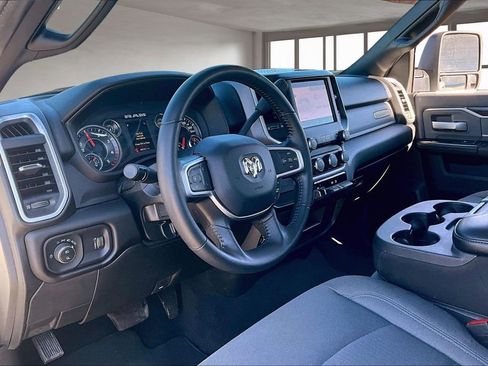 Used 2023 RAM 2500 Big Horn w/ Level 1 Equipment Group image 18