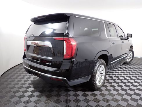 Used 2021 GMC Yukon XL SLT AWD/4WD image 18
