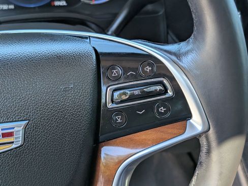 Used 2018 Cadillac Escalade ESV Luxury RWD image 28