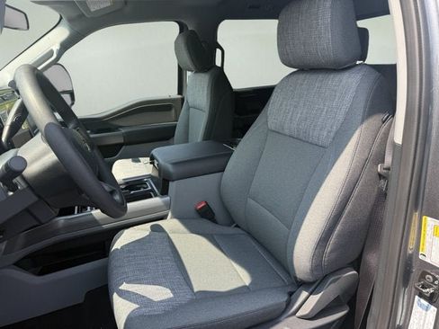 New 2026 Ford F250 XLT w/ XLT Premium Package AWD/4WD image 9
