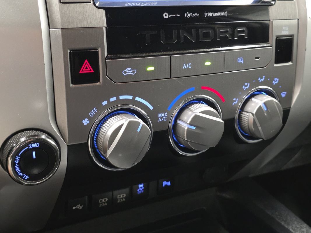 Used 2021 Toyota Tundra SR5 AWD/4WD image 37
