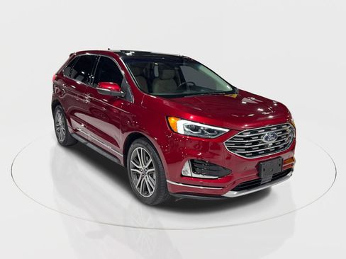 Used 2019 Ford Edge Titanium w/ Equipment Group 301A image 2