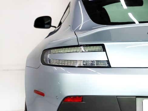Used 2016 Aston Martin V8 Vantage GT image 34
