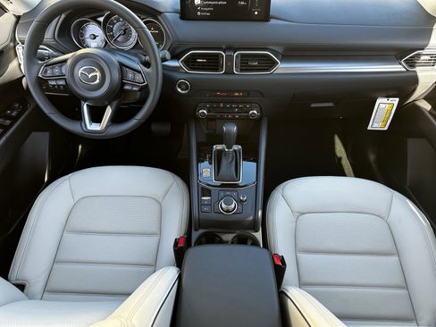 New 2025 MAZDA CX-5 AWD 2.5 S w/ Preferred Package image 11