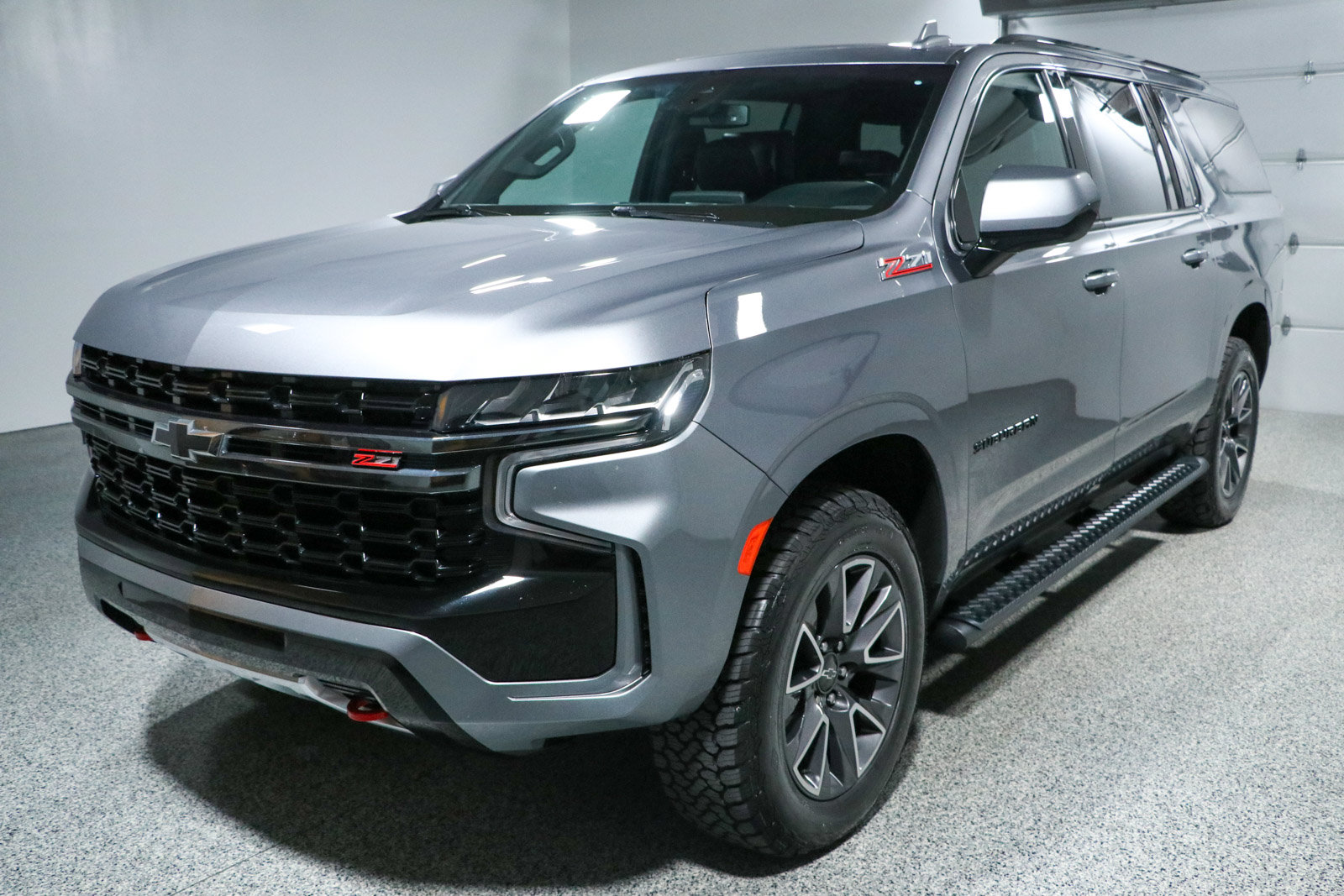 Used 2021 Chevrolet Suburban Z71 w/ Rear Media and Nav Package AWD/4WD image 38