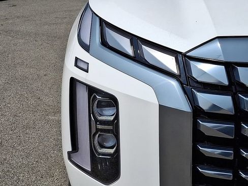 Certified 2024 Hyundai Palisade Calligraphy AWD/4WD image 9