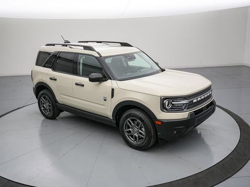 Certified 2025 Ford Bronco Sport Big Bend w/ Convenience Package AWD/4WD image 2