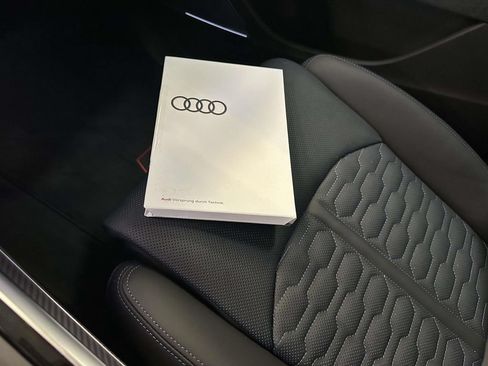 Used 2026 Audi RS Q8 performance AWD/4WD image 37