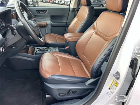 Used 2023 Ford Maverick Lariat w/ Lariat Luxury Package image 29