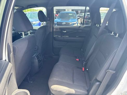 Used 2020 Honda Passport Sport image 12