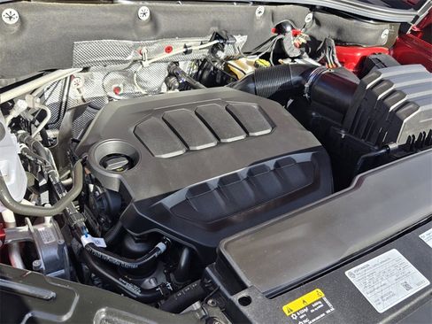 Certified 2025 Volkswagen Atlas SE w/ Black Wheel Package image 18