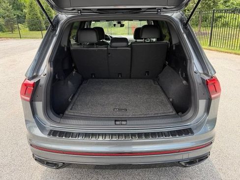 Used 2023 Volkswagen Tiguan SE R-Line AWD/4WD image 20