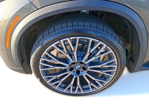 Used 2026 BMW X5 xDrive40i w/ Executive Package AWD/4WD image 11