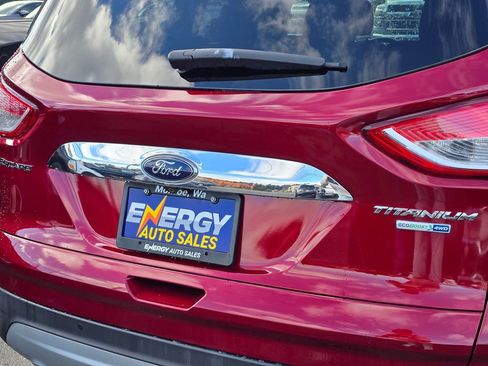 Used 2015 Ford Escape Titanium image 5