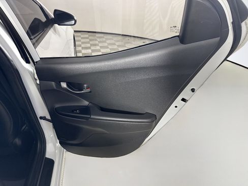 Used 2020 Hyundai Veloster 2.0 Premium FWD image 26