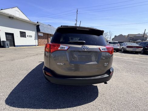 Used 2013 Toyota RAV4 XLE AWD/4WD image 37