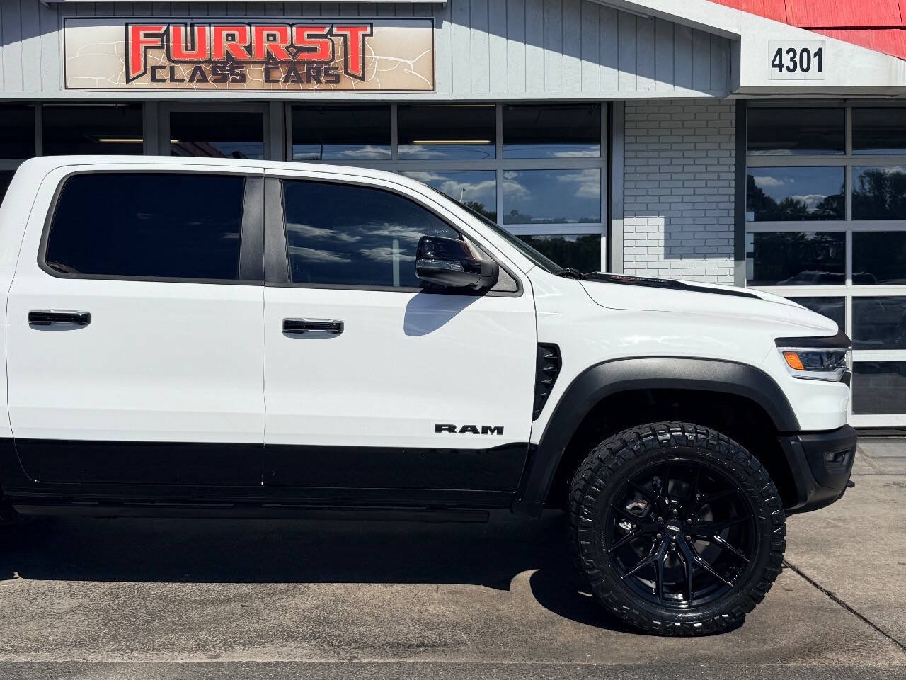 Used 2026 RAM 1500 RHO w/ RHO Level 1 Equipment Group AWD/4WD image 12