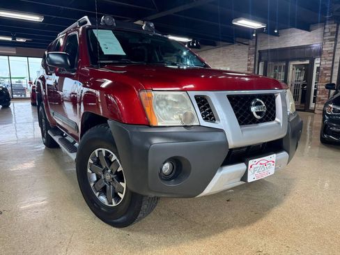 Used 2014 Nissan Xterra PRO-4X w/ Pro-4x Leather Package AWD/4WD image 1