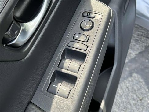 Used 2025 Honda CR-V LX image 24