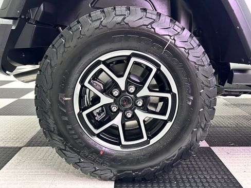 New 2026 Jeep Wrangler Unlimited Rubicon image 9