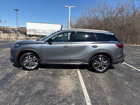 Certified 2023 INFINITI QX60 Luxe w/ Cargo Package image 2