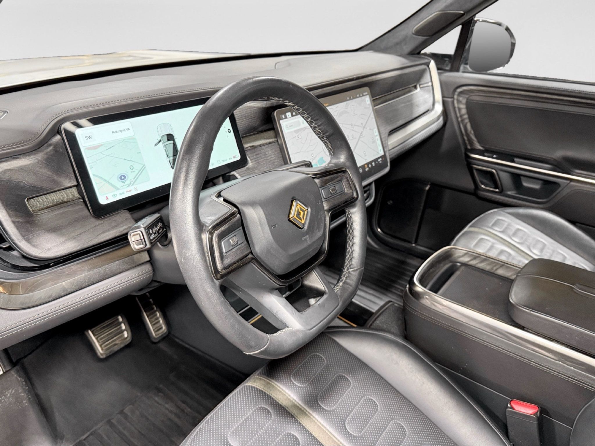 Used 2023 Rivian R1S Adventure Quad AWD/4WD image 19