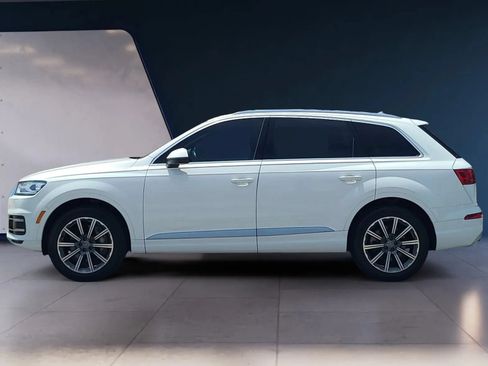 Used 2017 Audi Q7 2.0T Premium Plus w/ Premium Plus Package AWD/4WD image 2