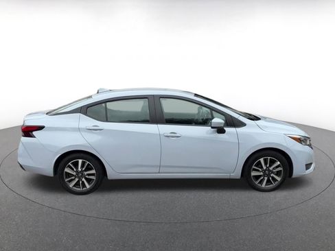 Used 2025 Nissan Versa SV image 16