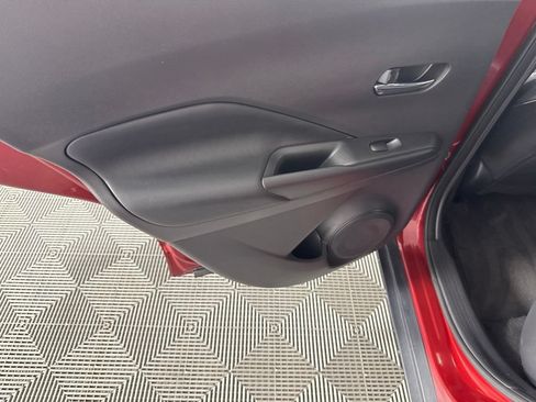 Used 2020 Nissan Kicks SR w/ SR Premium Package FWD image 22