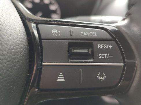 Certified 2023 Honda HR-V EX-L image 16