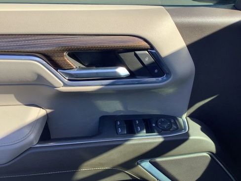 Used 2023 Chevrolet Silverado 1500 LT Trail Boss image 10