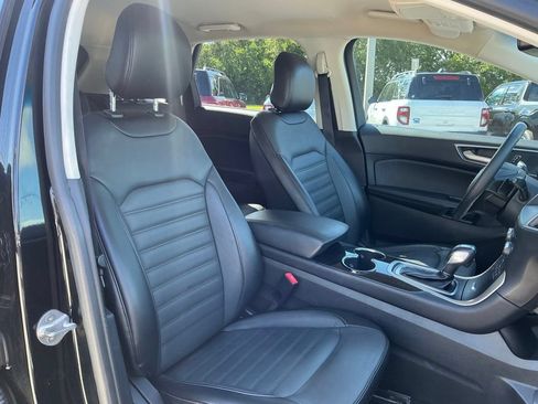 Used 2018 Ford Edge SEL w/ Equipment Group 201A FWD image 18