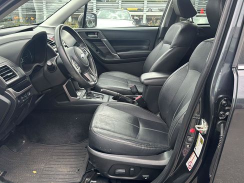 Used 2018 Subaru Forester 2.5i Touring AWD/4WD image 10