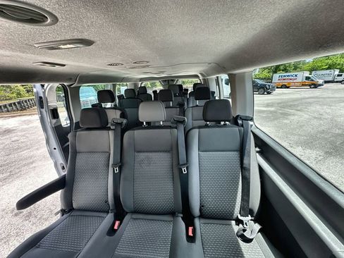 Used 2024 Ford Transit 350 XLT RWD image 24
