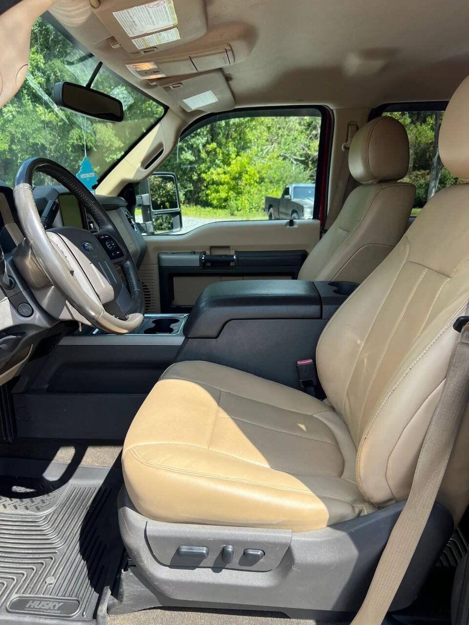 Used 2014 Ford F250 Lariat w/ Lariat Interior Package AWD/4WD image 14