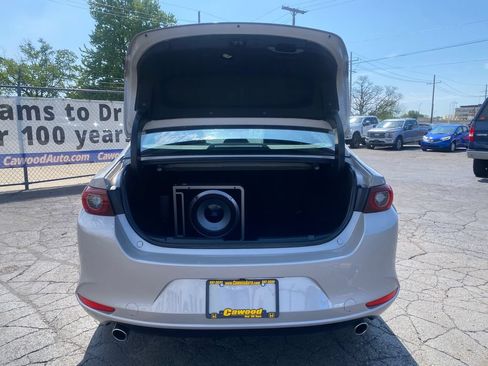 Used 2025 MAZDA MAZDA3 Sedan w/ Select Sport Package FWD image 5