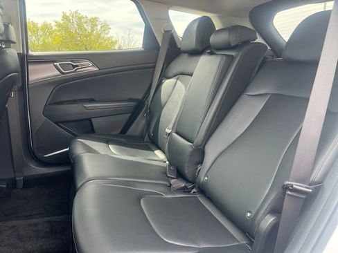 Used 2023 Kia Sportage EX FWD image 16