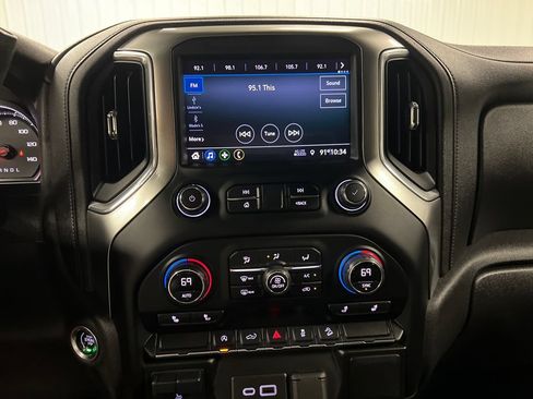 Certified 2020 Chevrolet Silverado 1500 RST AWD/4WD image 23