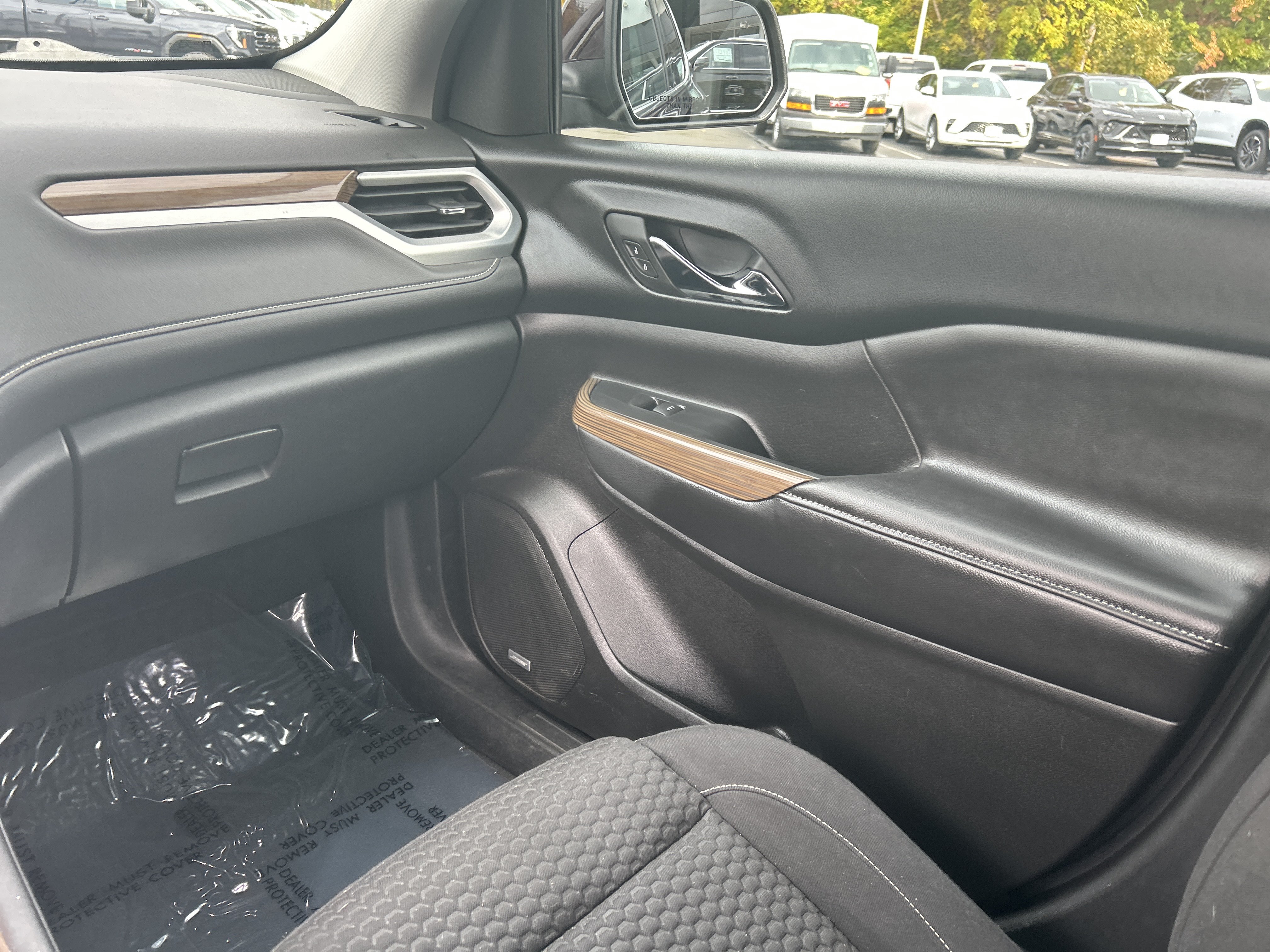 Used 2018 GMC Acadia SLE w/ Driver Alert Package I AWD/4WD image 34